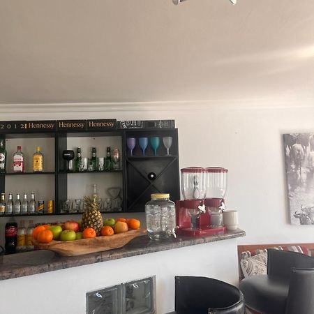 הוילה קייפטאון Cozy Camps Bay House With Mountain And Sea View מראה חיצוני תמונה