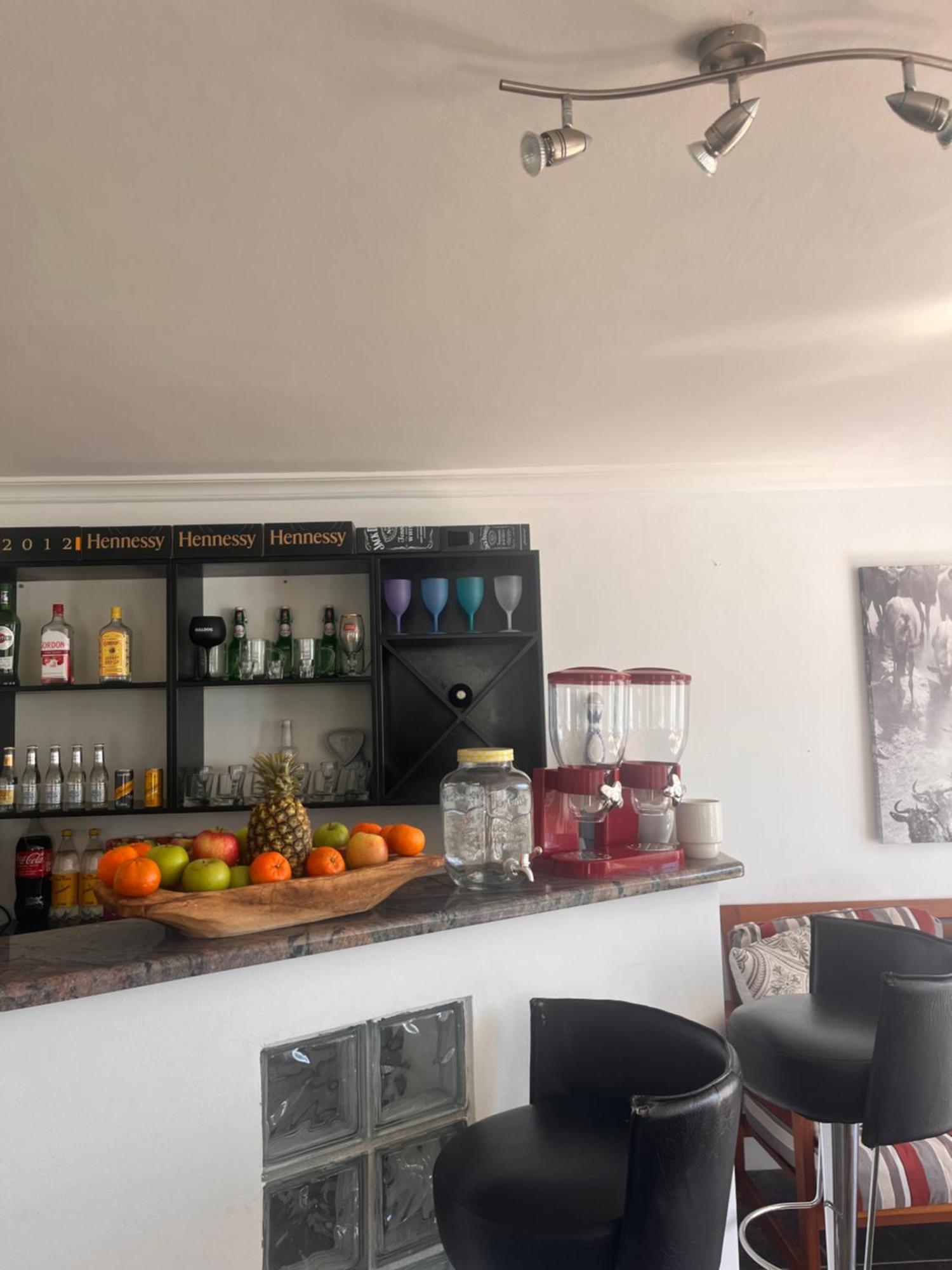הוילה קייפטאון Cozy Camps Bay House With Mountain And Sea View מראה חיצוני תמונה