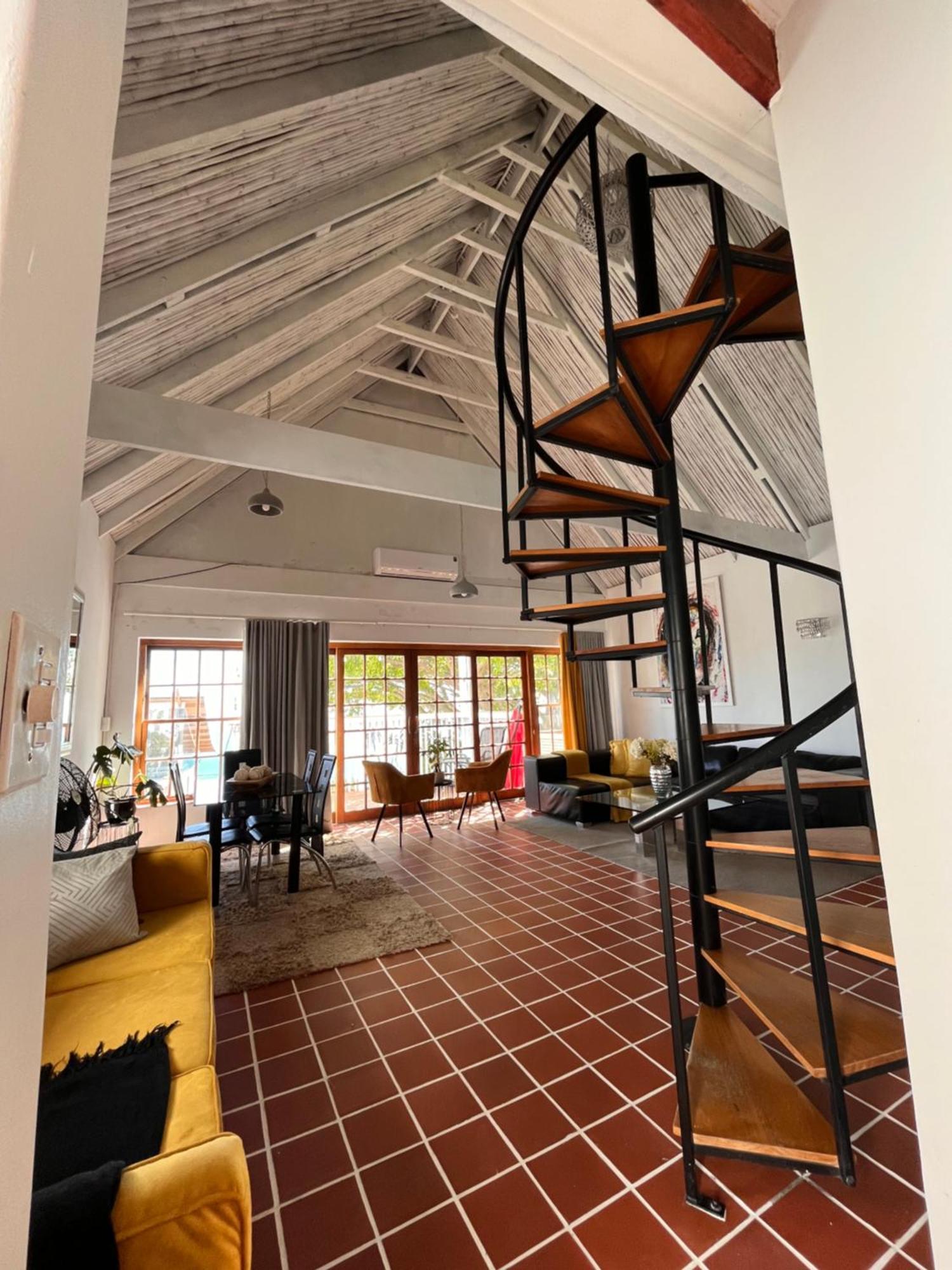הוילה קייפטאון Cozy Camps Bay House With Mountain And Sea View מראה חיצוני תמונה